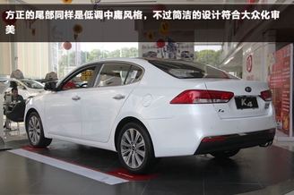 动力配置丰富 厦门到店实拍东风悦达起亚K4 动力配置丰富 厦门到店实拍东风悦达起亚K4